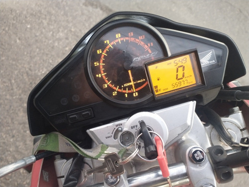 Imagem 4 de 9 de Honda Cb300r2014