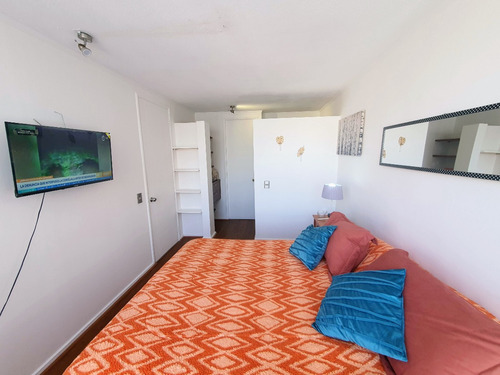 Amoblado 1 Dormitorio Full Equipado Metro Santa Lucía
