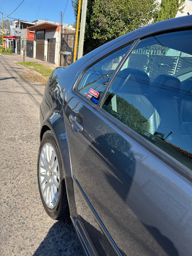 Volkswagen Bora 1.8 Highline T 180cv Cuero