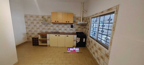 Alquiler De Casa En Isidro Casanova, La Matanza
