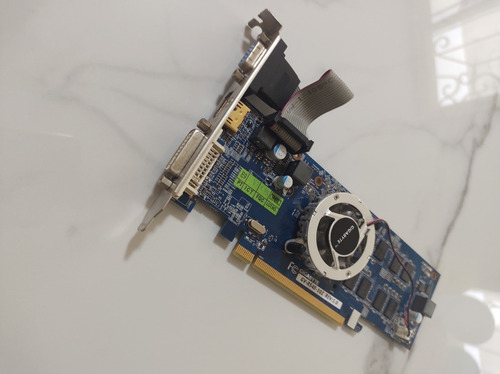 Tarjeta De Video Gigabyte Hd 5450 1gb Ddr3 Pci-e 2.1 64 Bit