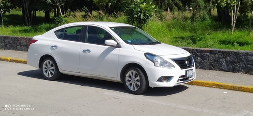 Imagen 2 de 13 de Nissan Versa 2015