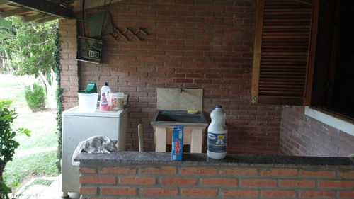 Imagem 19 de 30 de Chácara 15mil M2, Rica Em Água Com Nascentes, Tanque Com Peixes E Rio, Casa Sede Com 3 Dormitórios /1suíte, Casa Caseiro, Canil, Baia, Pomar, Piscina - Ch00253 - 70809480