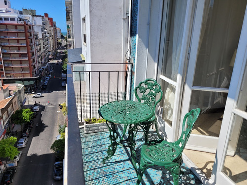Venta Semipiso De 3 Ambientes Con Balcón Aterrazado. Zona Centro