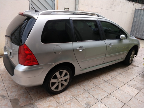 Imagem 2 de 14 de Peugeot Sw 307 2008 Feline