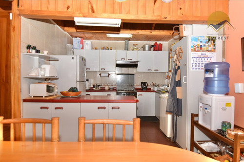 Se Vende Casa 6d 3b Con Estacionamiento. Algarrobo.