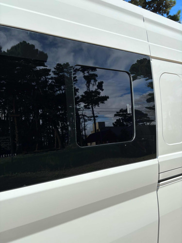 Toyota Hiace 2.8 Tdi Furgón 6at L2h2 3a 5p