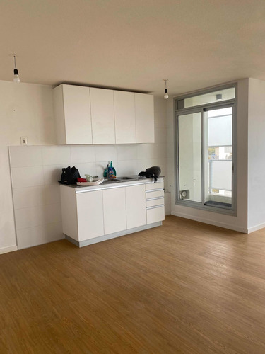 Alquilo Apartamento Con Cochera