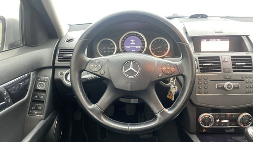 Imagen 18 de 25 de Mercedes Benz Clase C180 Kompressor