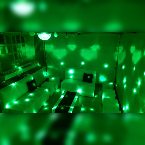 Imagen 4 de 6 de Alquiler Sonido Parlantes Luces Led Maquina Humo Eventos