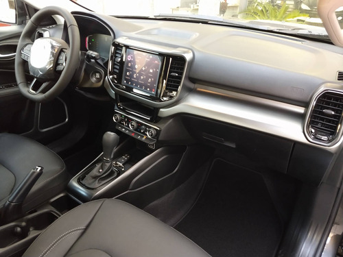 Imagem 8 de 15 de Fiat Toro 2.0 16v Turbo Diesel Volcano 4wd At9