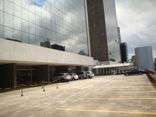 Imagem 13 de 20 de Sala Comercial No Salvador Trade Center 132,92 M2 No Caminho Das Arvores - Sfl758 - 70820806
