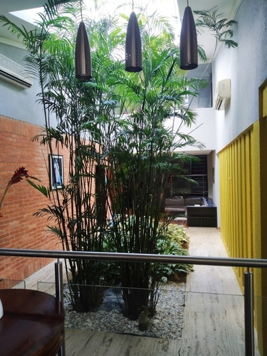 Imagen 9 de 11 de Venta Casa Guataparo 1600mts. Angie Quintero 0414 4185517. Codigo 423428