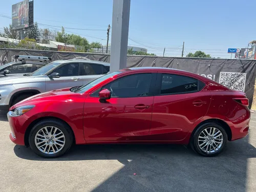 Mazda Mazda 2 4p i Grand Touring L4/1.5 Aut MHEV