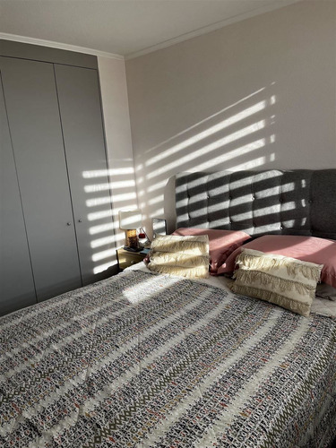 Depto., En Venta De 3 Dorm., 1 Baño, En La Cisterna