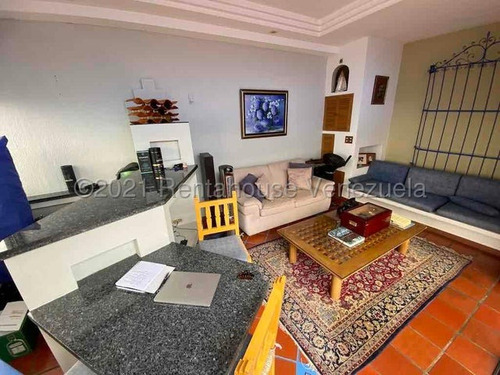 Se Vende Apartamento En Las Esmeraldas Mls #21-22018
