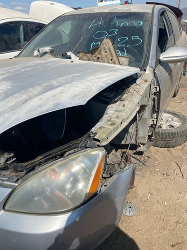 Imagen 3 de 9 de Nissan Altima 03 Refacciones Piezas Partes