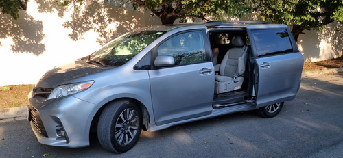 Toyota Sienna 3.5 Xle Piel At