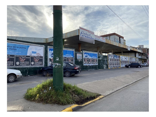 Imagen 6 de 19 de Estación De Servicio En Importante Esquina Con 98m En Ituzaingó