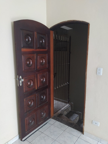 Vendo Lindo Sobrado,com 03 Dorm.
