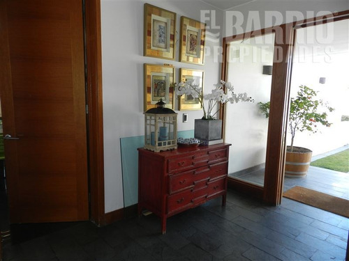 Imagen 7 de 22 de Casa En Venta De 5 Dorm. En Colina