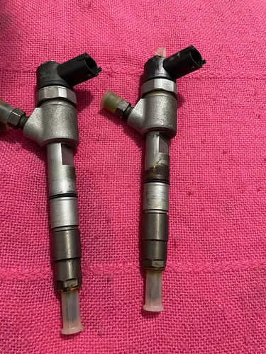 Inyectores Motor 4jb1 (Usado)