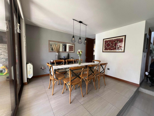 5 Dormitorios, 3 Baños, Homeoffice, Estar, Más Servicios