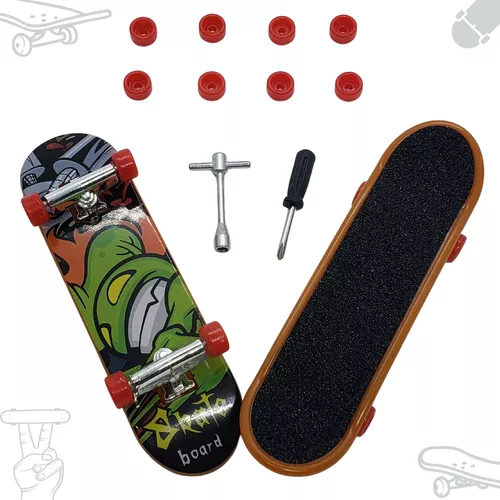 Kit Dois Mini Skates Dedo Adesivos Com Lindos Desenhos C/nfe