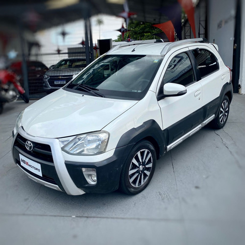 Toyota Etios CROSS 1.5 Flex 16V 5p Mec.