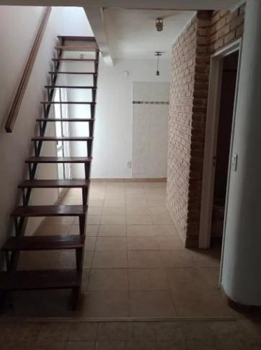 Casa En Venta - 2 Dormitorios 2 Baños - 110mts2 - Ramos Mejía