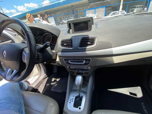 Imagem 9 de 11 de Renault Fluence Pri20a 2013