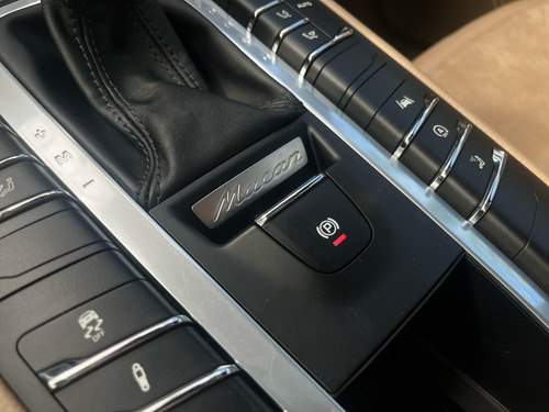 Porsche Macan 2.0 16V GASOLINA 4P AUTOMÁTICO