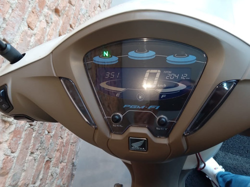 Imagem 11 de 17 de Honda Biz 125 2018 / 2018 ** Único Dono * Conservada **