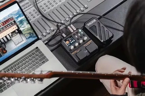 Pedalera Multiefectos Nux Mg101
