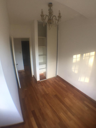 Imagen 3 de 13 de Venta - Departamento 3 Ambientes Con Dos Cocheras Y Renta