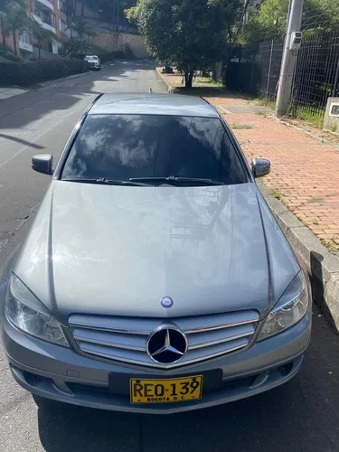 Mercedes Benz C180 - Bluefficiency - $51 Millones