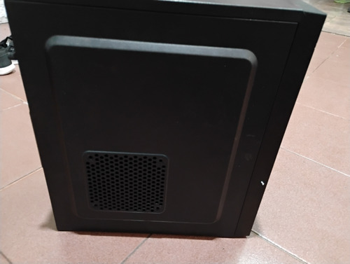 Gabinete Magnum Tech Generica Negro Negro (Usado)