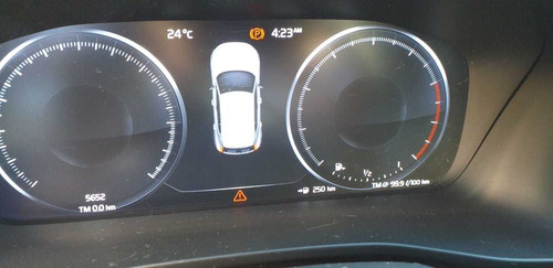 Imagem 10 de 11 de Volvo Xc40 Suv