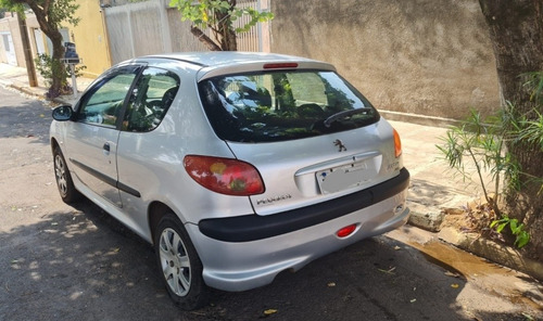 Imagem 10 de 14 de Peugeot 206 2008 1.4 Sensation Flex 3p