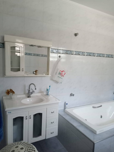 Imagem 10 de 25 de Chácara À Venda No Bairro Morada Dos Pássaros, Em Poços De Caldas, Com Terreno De 2000m² E Área Construída De 197,90m². - Mg - Ch0006_debom