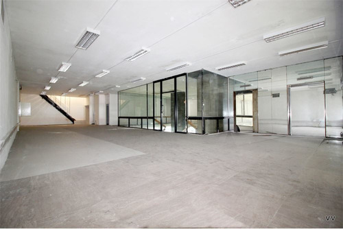 Venta Local Comercial Centro 394m² - Usd 165.000