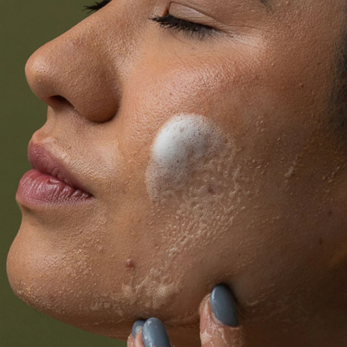 Espuma De Limpeza Facial Antiacne Limpeza Profunda Calmante Antioxidante De Copaíba Vegano 120ml Amakos