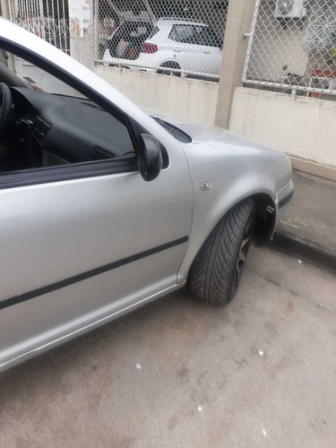 Volkswagen 2002 Motor 1.6 Gasolina 5 Puertas