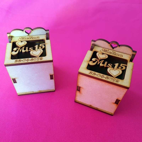 Imagen 3 de 6 de 40 Cajitas Fibrofacil Souvenirs Calada 15 Años Personalizada