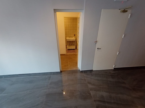 Imagen 3 de 14 de Departamento En Venta En Lanus Oeste