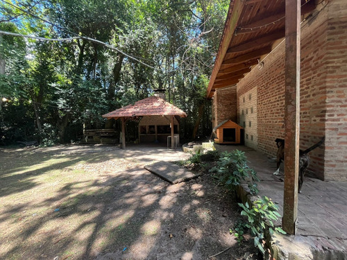 Casa Quinta En Venta En Calle 19 Bis Entre Arana Y 420