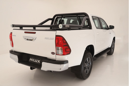 Hilux 2.4 4x2 Sr Cd 6m/t D.r