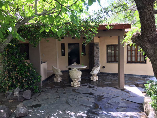 Casa Con Vista Al Lago San Roque. Carlos Paz....