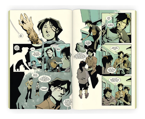 Family Tree Volume 1: Nascimento, de Lemire, Jeff. Family Tree (1), vol. 1. Editorial Editora Intrínseca Ltda.,Image Comics, capa mole em português, 2021