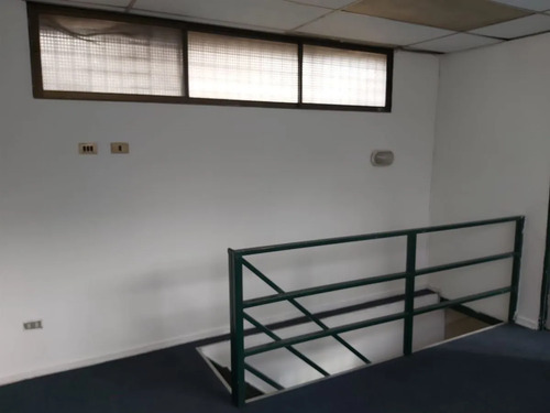 Bodega En Arriendo Ideal Para Venta De Repuestos